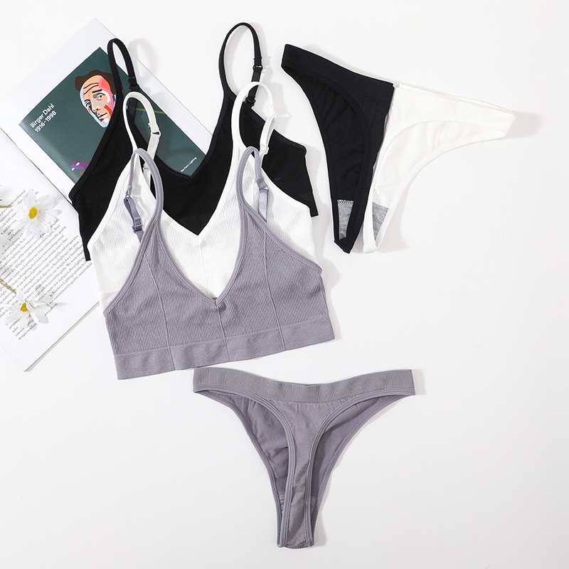 Conjunto de sujetador y bragas - Bralette Triangle Set reseña y precio