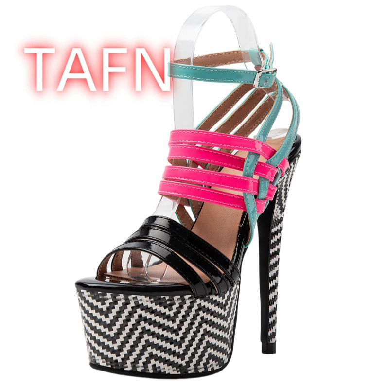 Sandalias de Tacón Alto Multic - Sandal Strappy Heeled reseña y precio