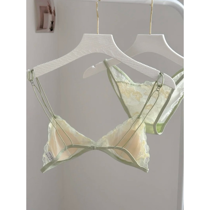 Bralette de copa triangular fr - Bralette Triangle Set reseña y precio
